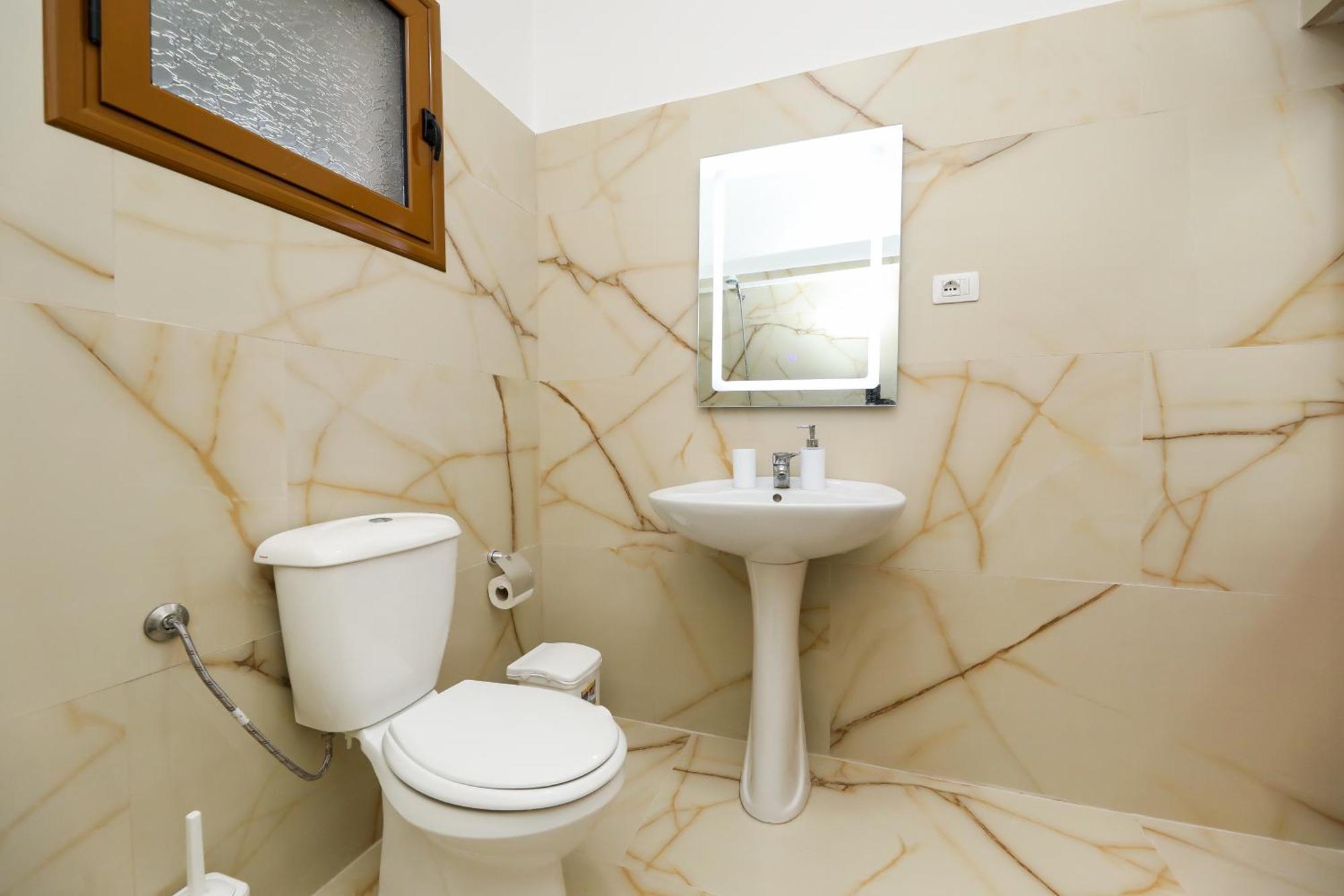 Vila Feliz - Premium Rooms With Free Private Parking วญอเรอ ภายนอก รูปภาพ