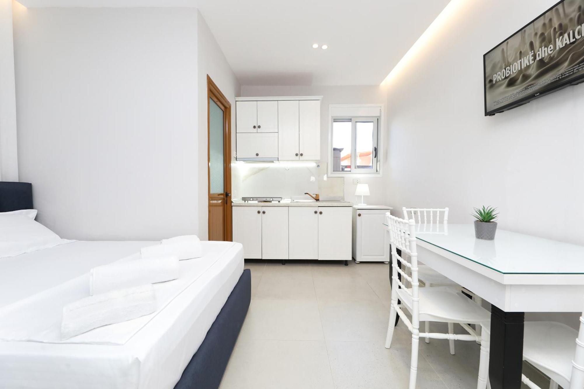 Vila Feliz - Premium Rooms With Free Private Parking วญอเรอ ภายนอก รูปภาพ